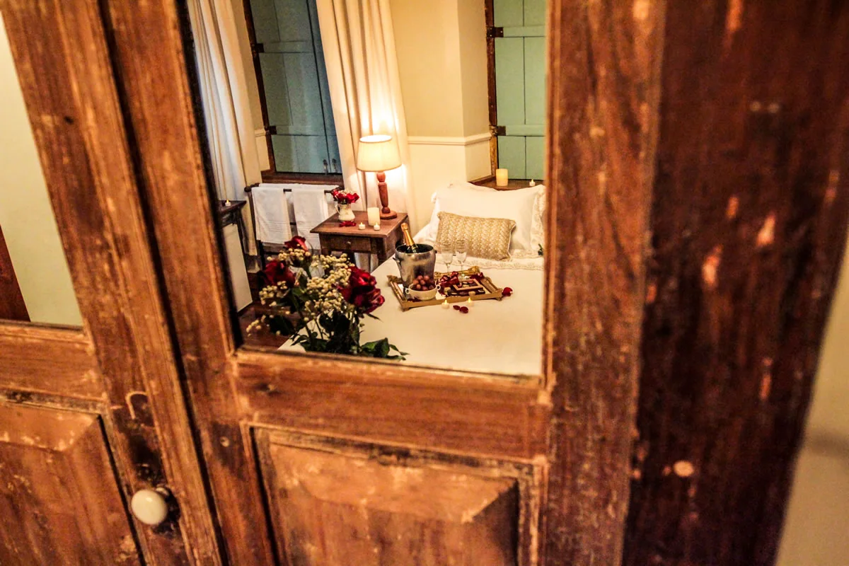 Noite de núpcias no Hotel Vila Nova do Príncipe 33